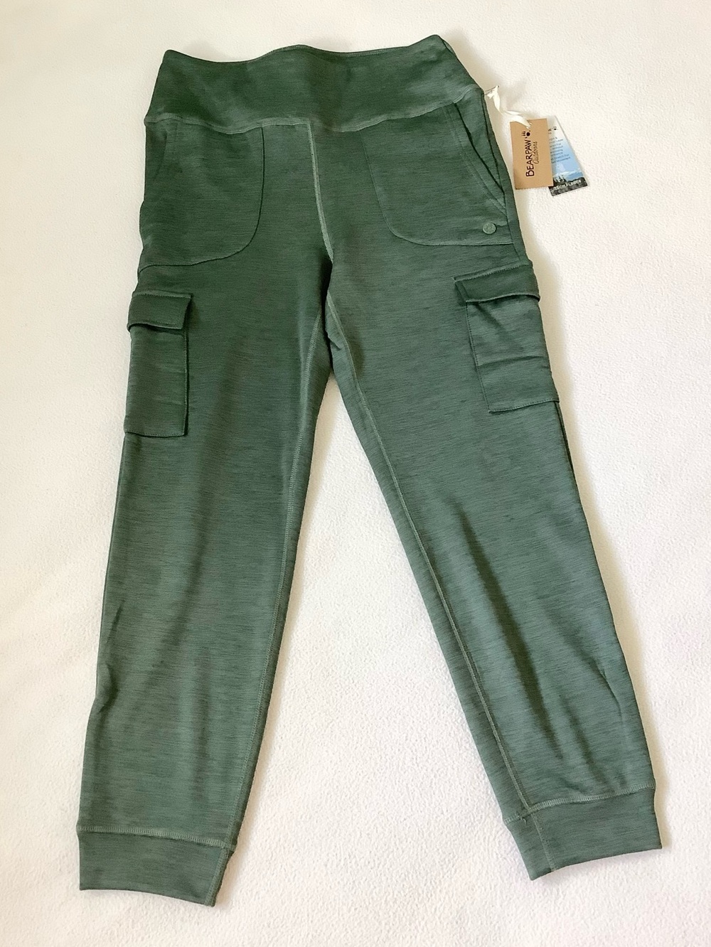 BearPaw NWT Women’s Cargo Joggers Pants Lightweight & Thermal Layer Sz.L
